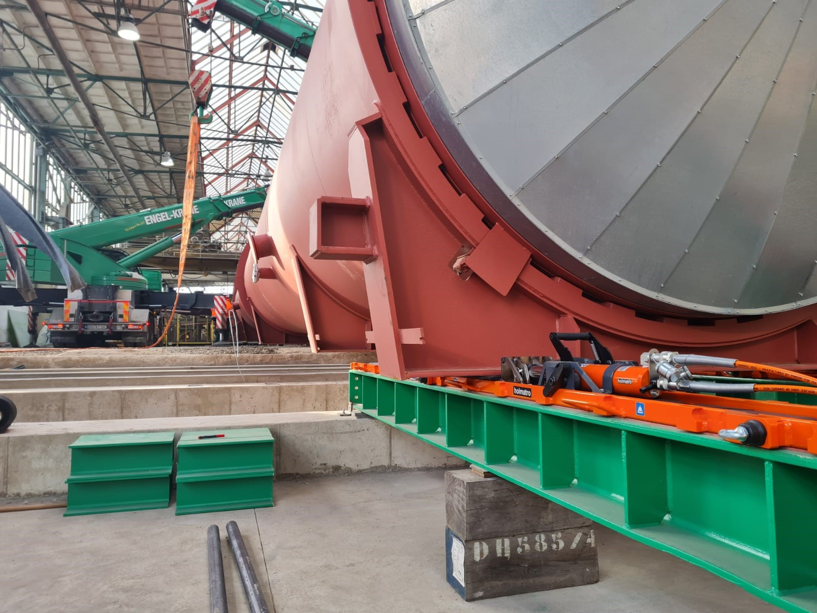 Holmatro Hydraulic Solutions 200ton Skidding System